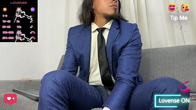 Tom blunt96 online show from November 6, 6:17 am