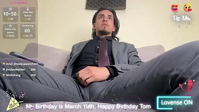 Tom blunt96 online show from March 19, 2:02 pm