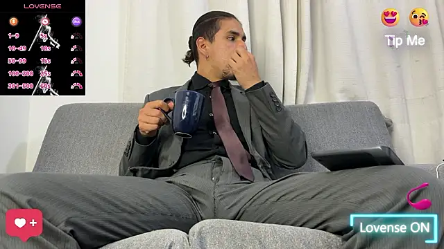 Tom blunt96 online show from February 25, 8:25 am