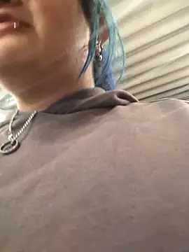 lucky-leah online show from May 14, 3:47 am