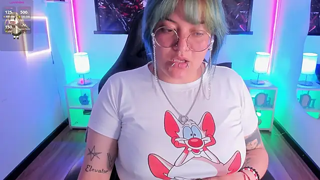 lucky-leah online show from March 14, 6:47 pm