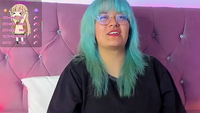 Snapshot of lucky-leah chatting on March 8, 7:05 am lucky-leah online show from March 8, 7:05 am