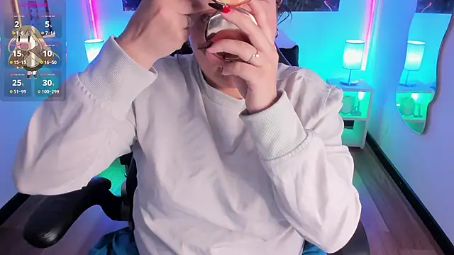 lucky-leah online show from November 26, 3:50 am