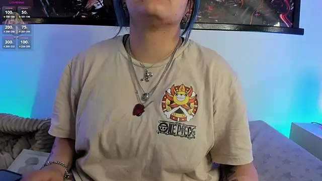 lucky-leah online show from May 10, 4:38 am