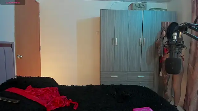 Kayla foxxy online show from September 16, 5:30 am