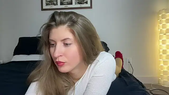 Snapshot of YUMIandbigWOLF chatting on February 20, 10:48 pm YUMIandbigWOLF online show from February 20, 10:48 pm