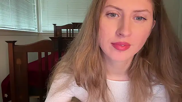 YUMIandbigWOLF online show from April 22, 2:13 pm