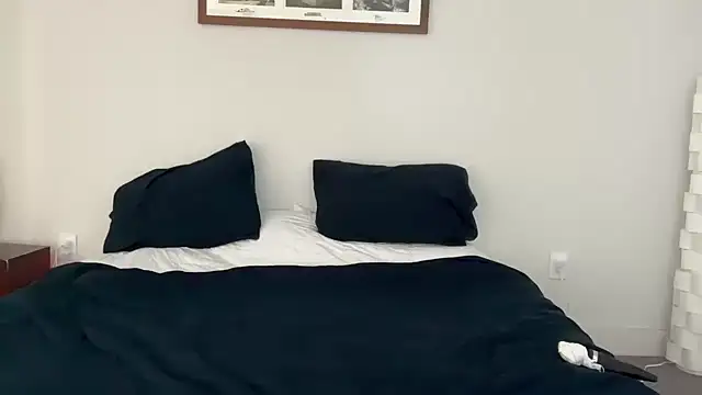 Snapshot of YUMIandbigWOLF chatting on March 14, 8:38 pm YUMIandbigWOLF online show from March 14, 8:38 pm