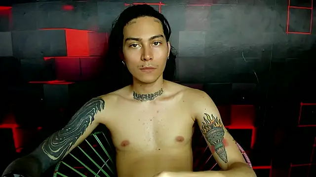 chromeheart  online show from April 10, 9:22 pm