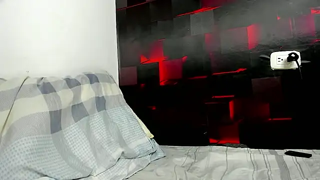 chromeheart  online show from March 28, 9:38 pm