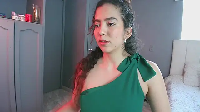 Snapshot of arteverena chatting on March 4, 9:11 pm arteverena online show from March 4, 9:11 pm