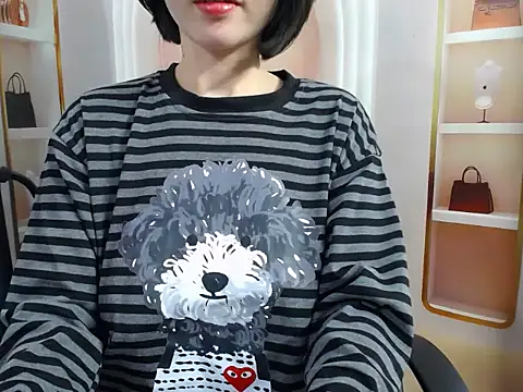 Love bug15 online show from February 8, 4:26 pm