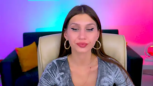 MollyPerry online show from March 5, 10:21 pm