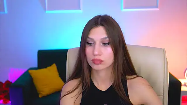 MollyPerry online show from March 16, 4:12 pm