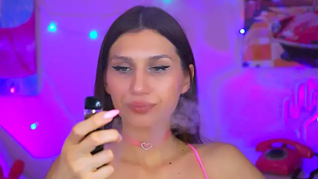 MollyPerry online show from March 18, 7:12 pm