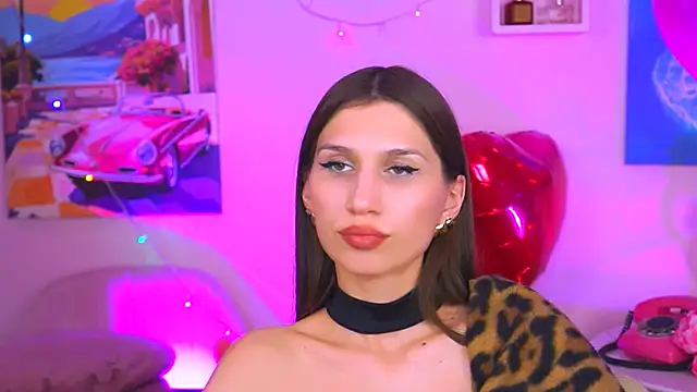 MollyPerry online show from February 26, 10:26 pm