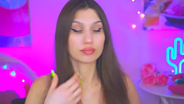 MollyPerry online show from March 8, 4:06 pm