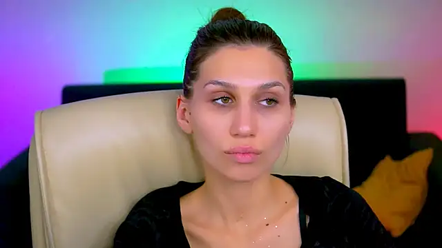 MollyPerry online show from March 19, 10:09 pm