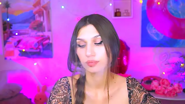 MollyPerry online show from February 25, 7:16 pm