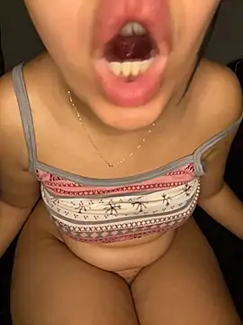 aya12aya online show from February 12, 7:24 pm