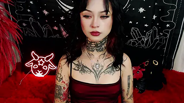 Isabella  dark online show from March 12, 7:58 pm