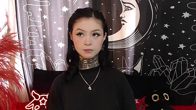 Isabella  dark online show from February 19, 7:37 pm