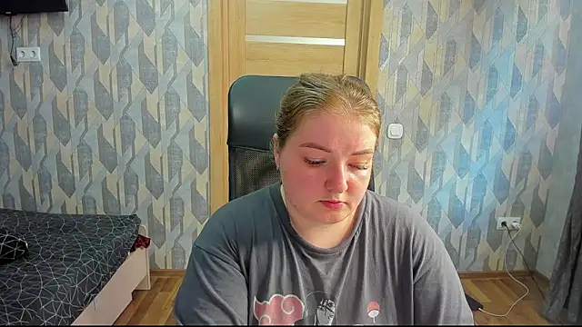 valery1610 online show from June 30, 4:51 pm