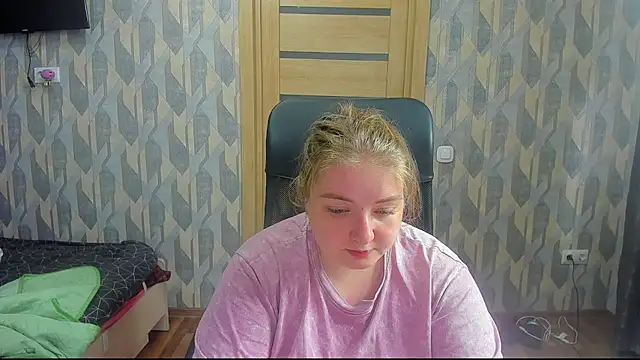 valery1610 online show from July 12, 5:58 pm