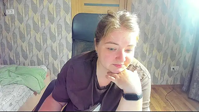 valery1610 online show from July 23, 1:30 pm