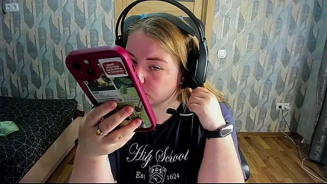 valery1610 online show from June 28, 5:14 am