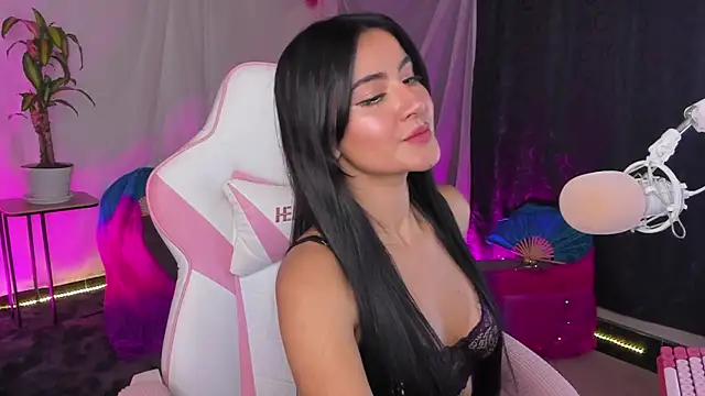 Violetta kim1 online show from May 15, 9:46 pm