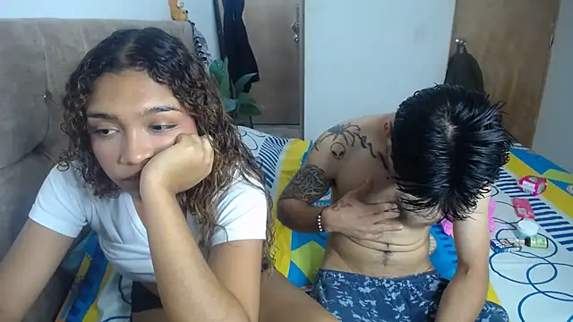 Amanda Jampiher online show from October 23, 4:33 am