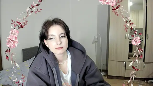 Snapshot of Bridget_fitness chatting on March 13, 6:23 pm Bridget fitness online show from March 13, 6:23 pm