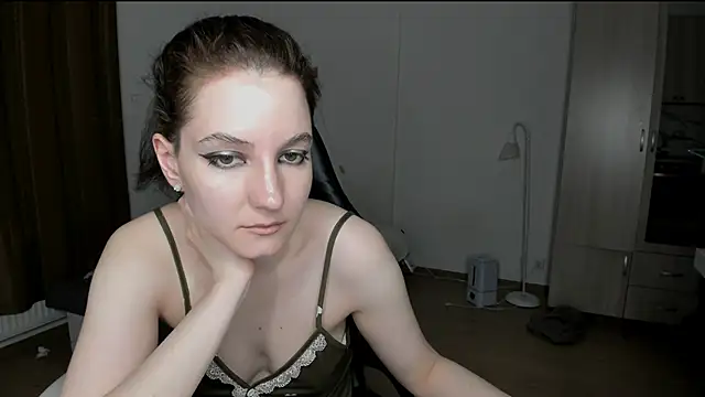 Snapshot of Bridget_fitness chatting on February 26, 12:38 pm Bridget fitness online show from February 26, 12:38 pm