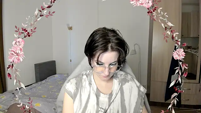 Snapshot of Bridget_fitness chatting on March 12, 1:30 pm Bridget fitness online show from March 12, 1:30 pm