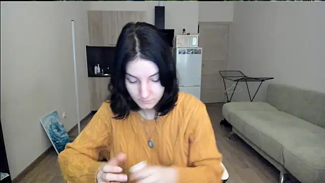 Snapshot of Bridget_fitness chatting on October 13, 11:34 am Bridget fitness online show from October 13, 11:34 am