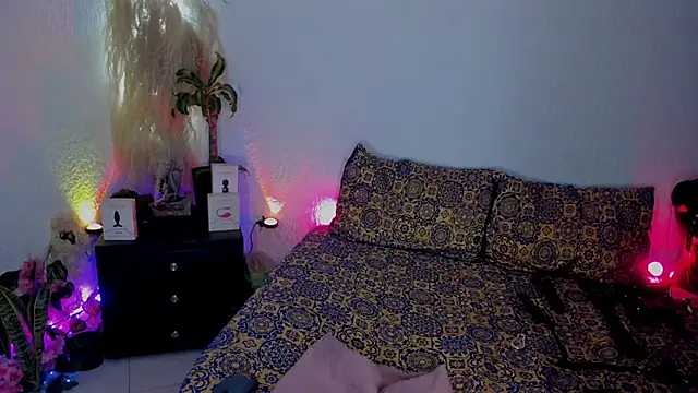 Snapshot of Jeanineescott chatting on September 18, 4:04 am Jeanineescott online show from September 18, 4:04 am
