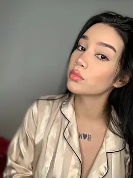Snapshot of Ambar_R0SSE chatting on February 19, 4:55 am Ambar R0SSE online show from February 19, 4:55 am