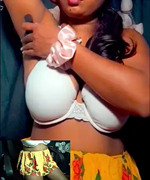 SLteena online show from August 7, 4:13 pm