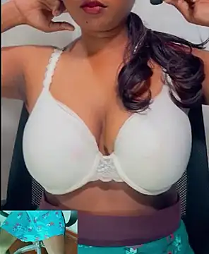 SLteena online show from April 7, 2:46 am