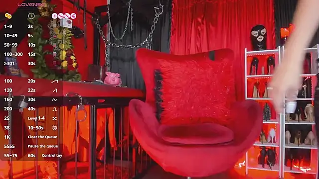 Snapshot of MistressAndre chatting on July 16, 9:45 pm MistressAndre online show from July 16, 9:45 pm