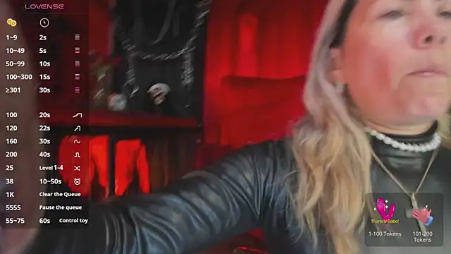 Snapshot of MistressAndre chatting on May 25, 9:46 pm MistressAndre online show from May 25, 9:46 pm