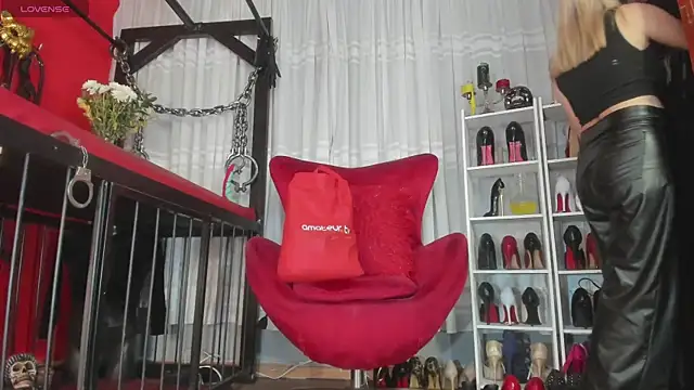 MistressAndre online show from March 13, 8:36 pm