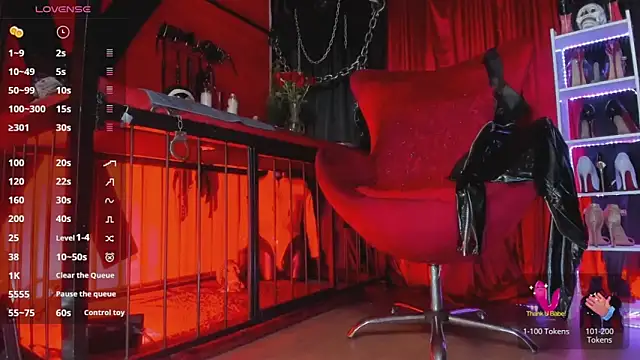 Snapshot of MistressAndre chatting on May 29, 8:04 pm MistressAndre online show from May 29, 8:04 pm