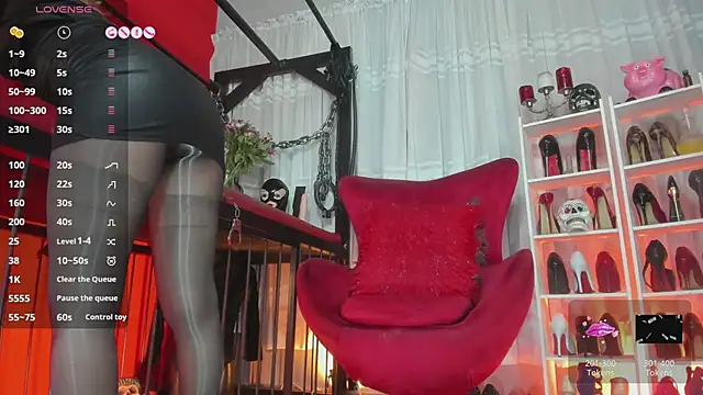 MistressAndre online show from March 27, 9:16 pm