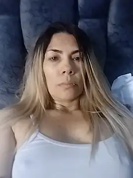 Snapshot of MistressAndre chatting on October 6, 5:35 pm MistressAndre online show from October 6, 5:35 pm