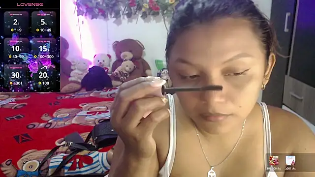 Snapshot of sexysusan4you chatting on June 12, 8:28 pm sexysusan4you online show from June 12, 8:28 pm