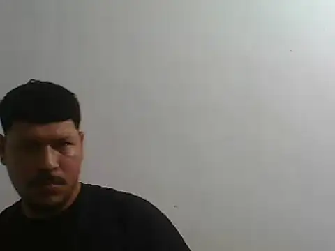 Snapshot of PIGDIRTY22 chatting on December 17, 3:16 pm PIGDIRTY22 online show from December 17, 3:16 pm