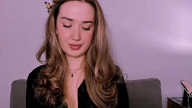 Snapshot of CindyKissable chatting on June 13, 5:38 am CindyKissable online show from June 13, 5:38 am