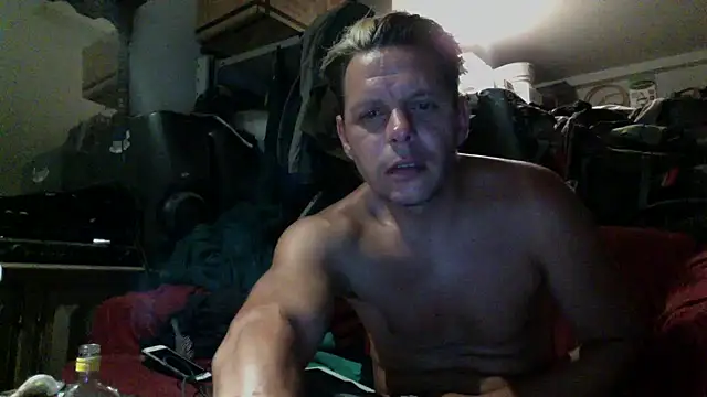 Snapshot of Phelyxx_elgato chatting on June 17, 10:14 am Phelyxx elgato online show from June 17, 10:14 am